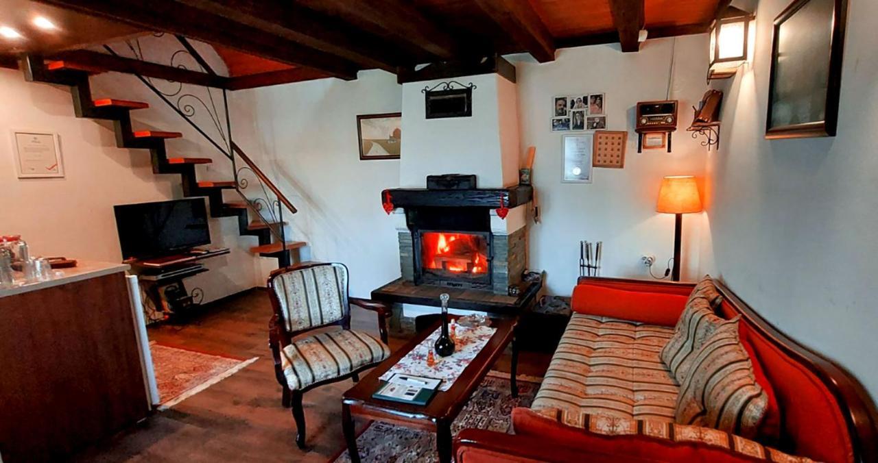Апартаменти Oaza Prirode, Brvnare Platan Врднік Екстер'єр фото